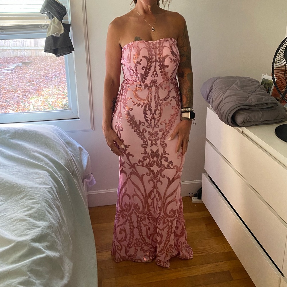 Shein floor length dress size small pink with sequins - Picture 2 of 2